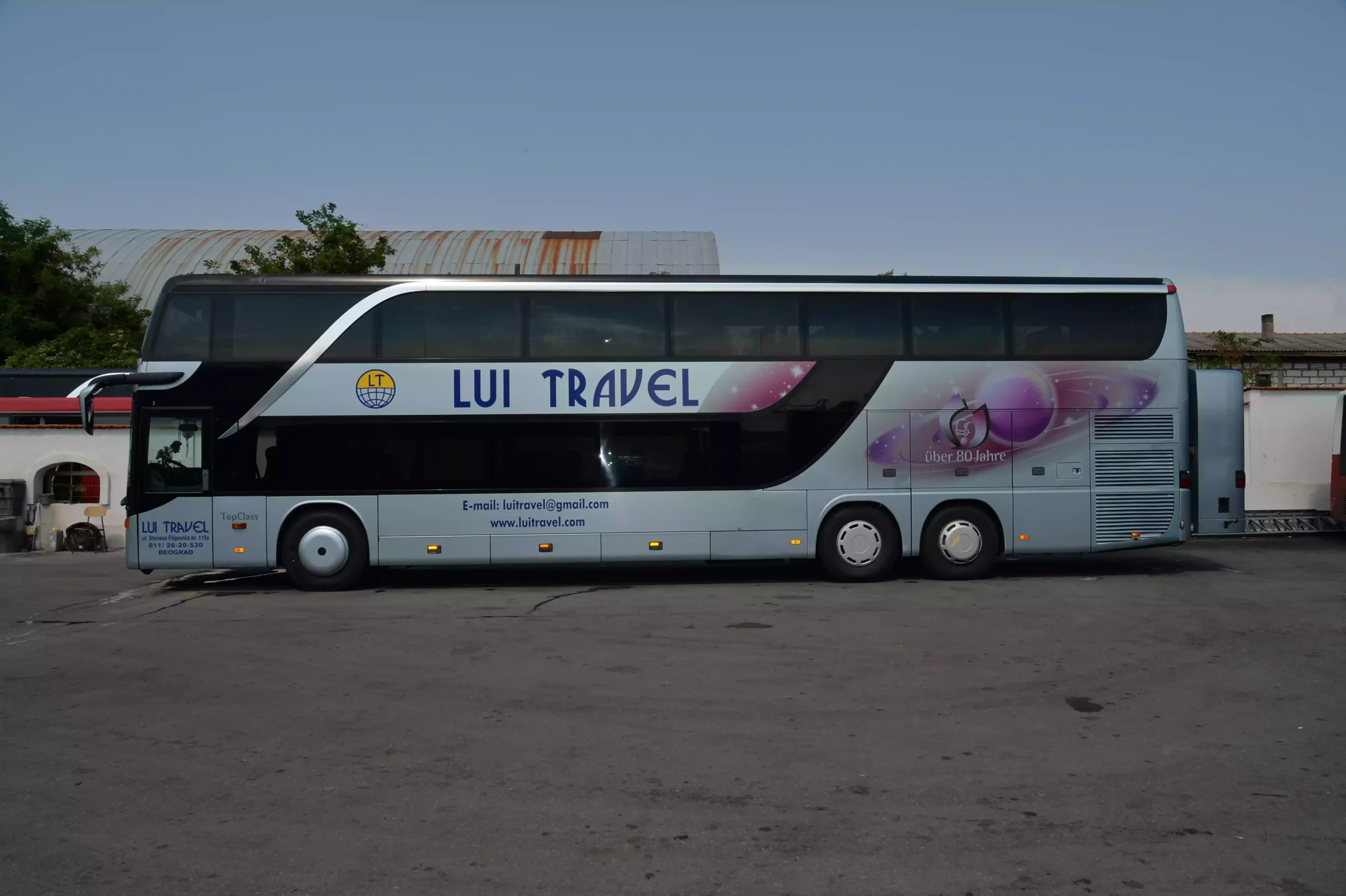 Bus image